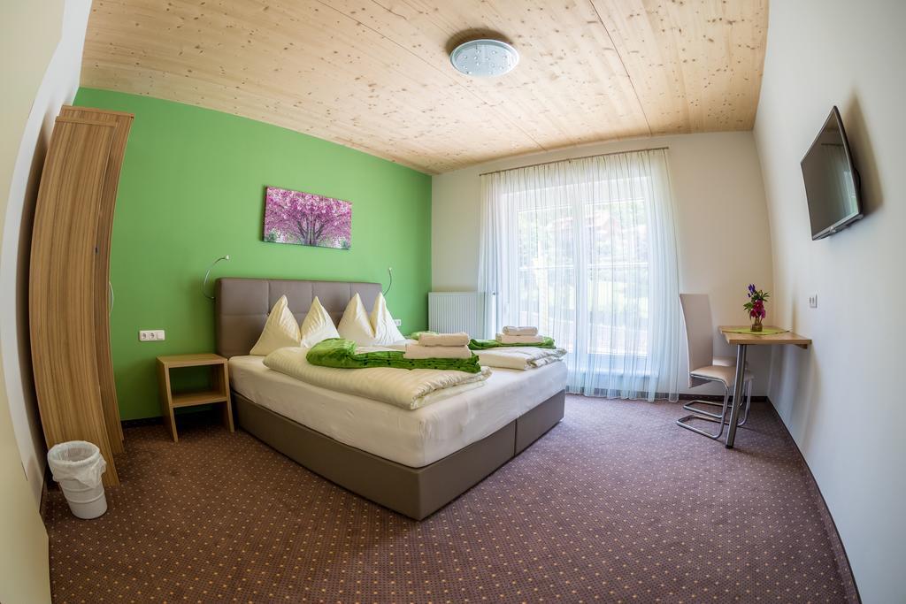 Gaestehaus Krappinger/Pizzeria Mamma Mia Ossiach Cameră foto
